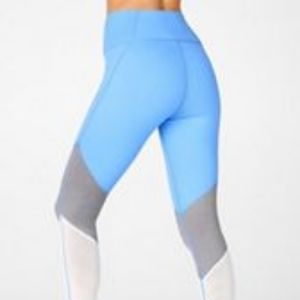 Fabletics High-waisted 7/8